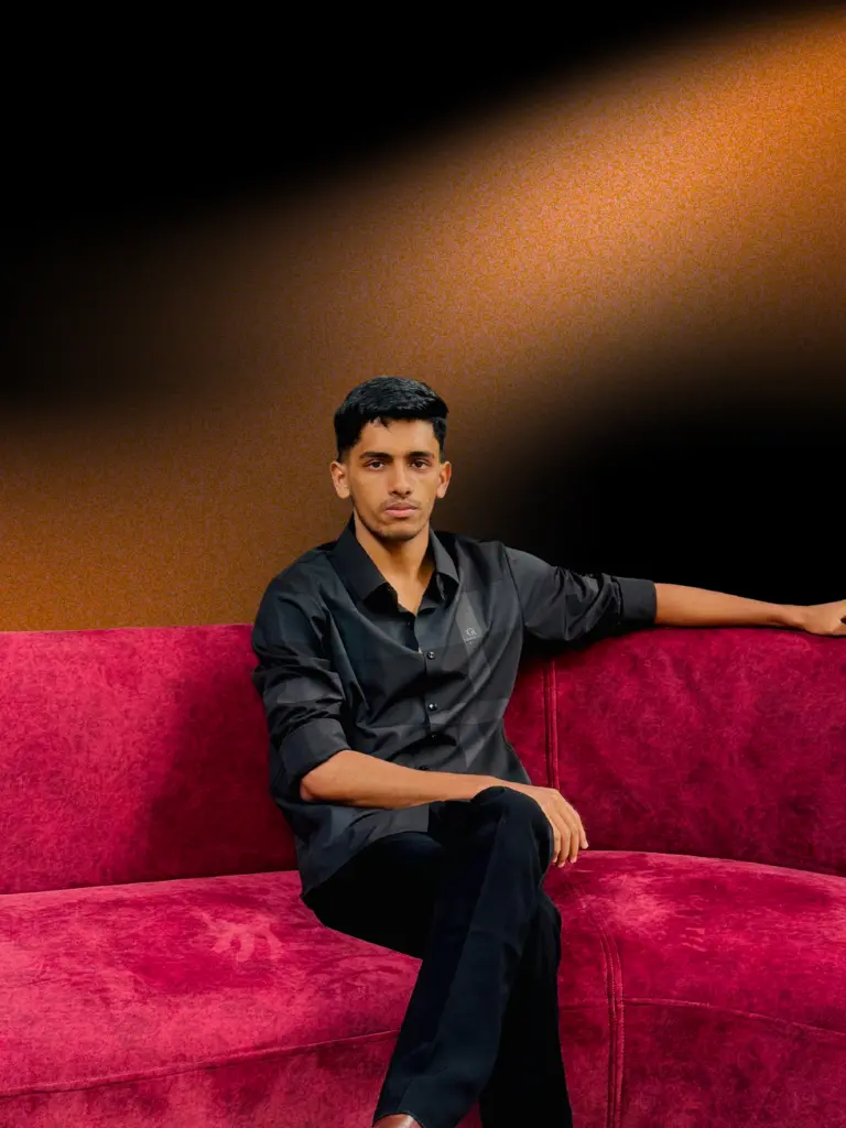 full size sitting image of digital marketing expert in dubai